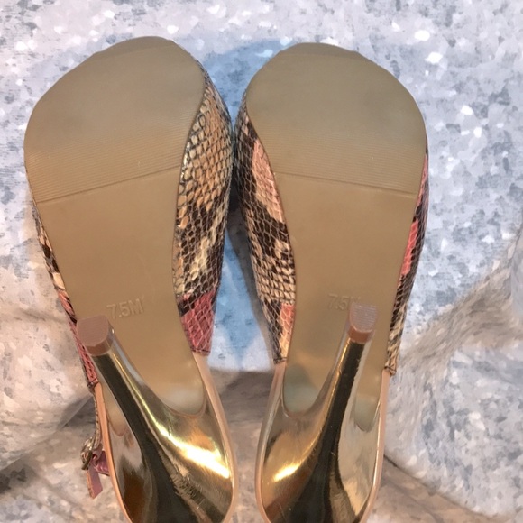 Women’s Madden Girl Pink & Black Snakeskin Peep Toe Sling Backs 5” Heel Size 7.5 - Picture 9 of 9